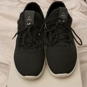 Adidas Pharrell Williams HU